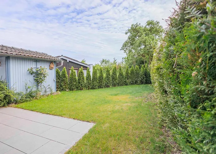 Ferienwohnpark Satteldachhaus Typ 9 Sd 65 בית נופש *